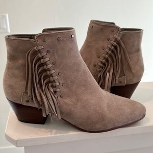 Sam Edelman Grey fringe booties